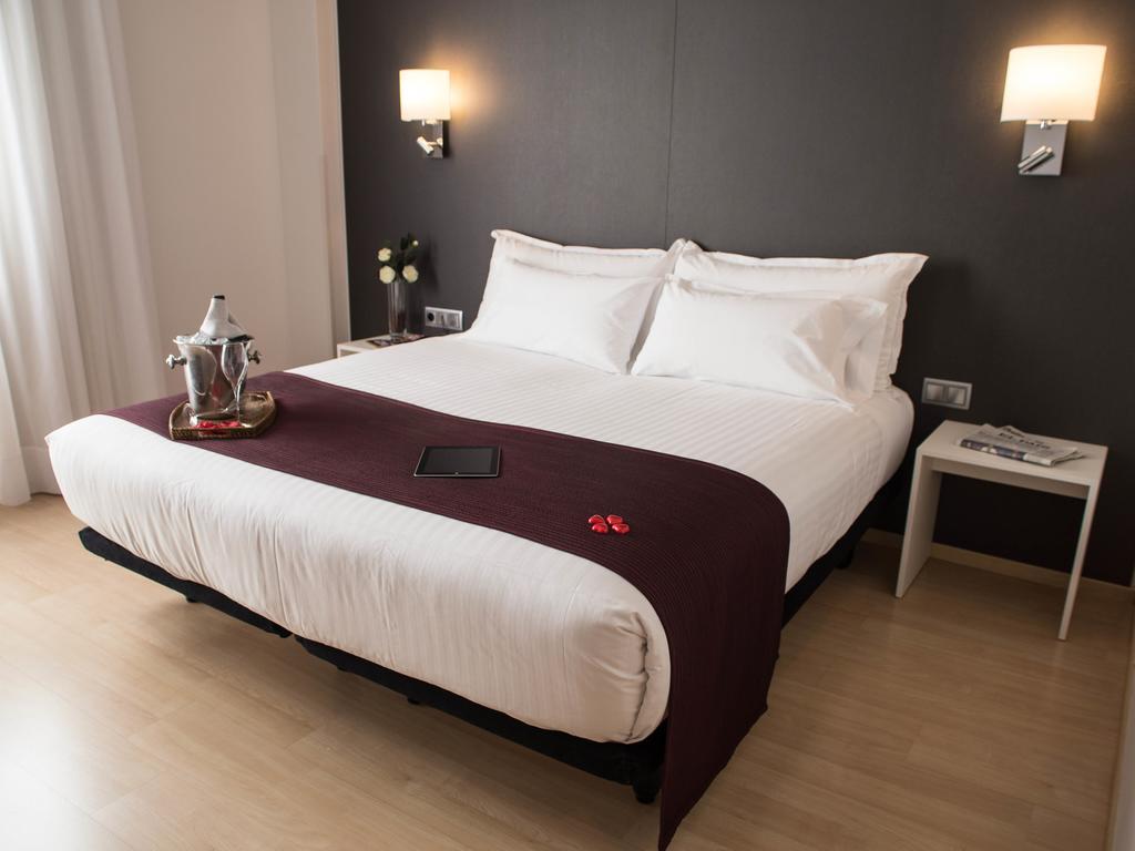 Augusta Barcelona Valles Granollers Dış mekan fotoğraf